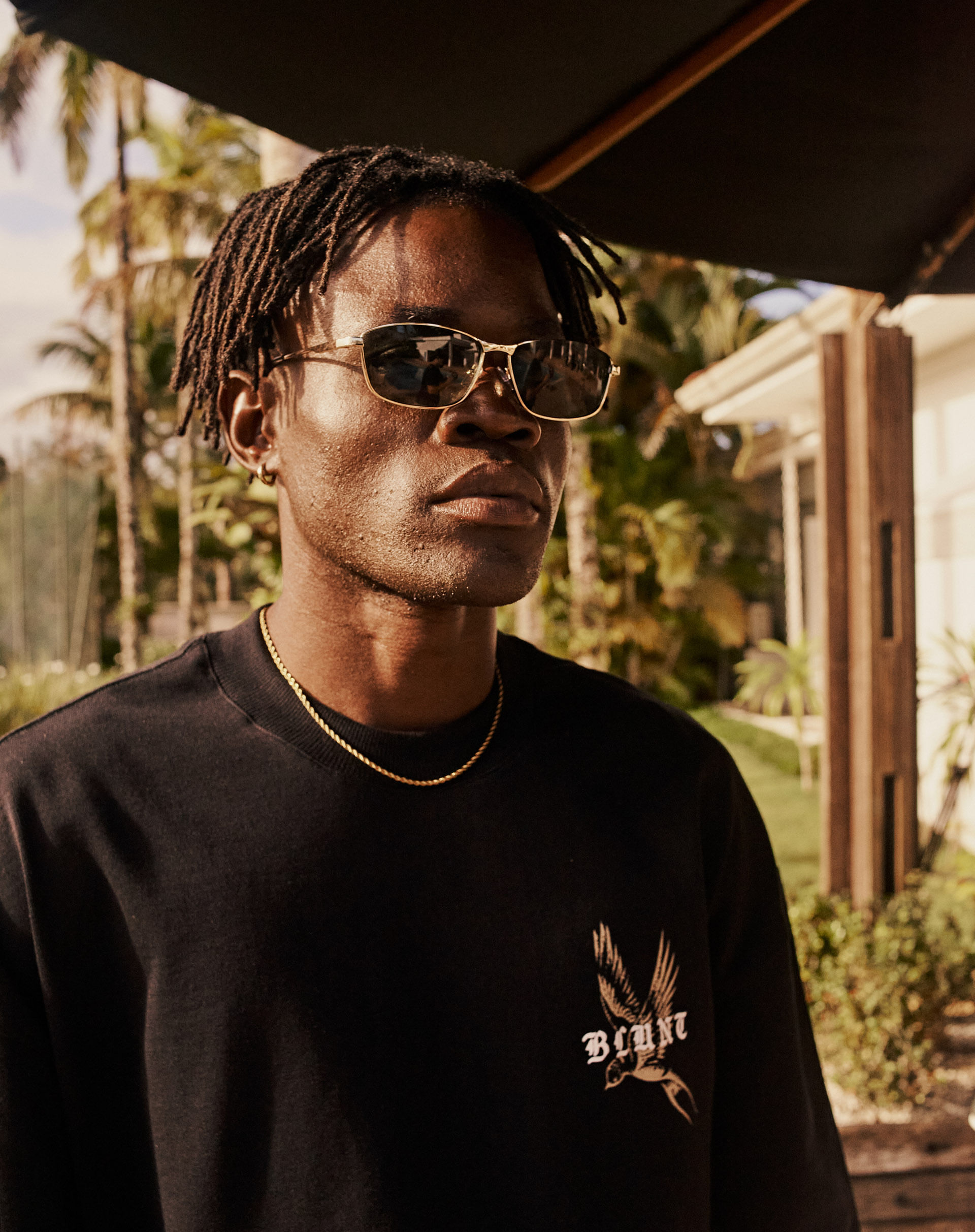 210230 CAMISETA OVER BLESSED B - Blunt Brasil